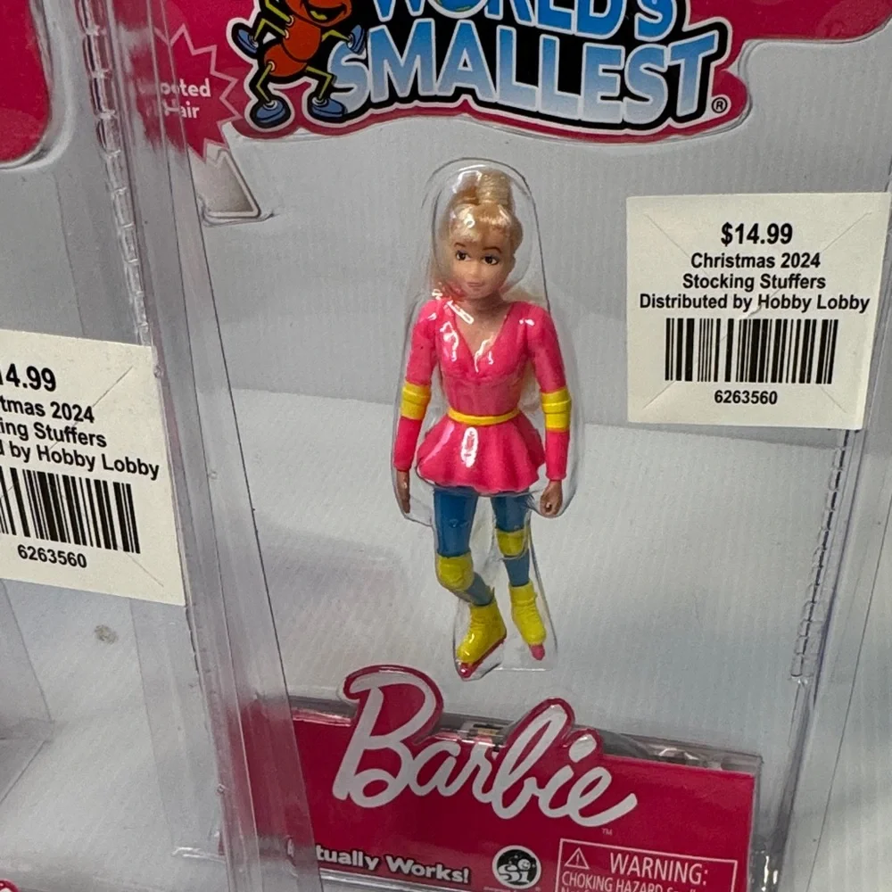 🛼 NIP. Three World’s Smallest Barbie Roller Blade Figure